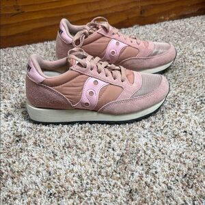 Saucony Jazz Vintage Pink Coral Women's Size 7.5
